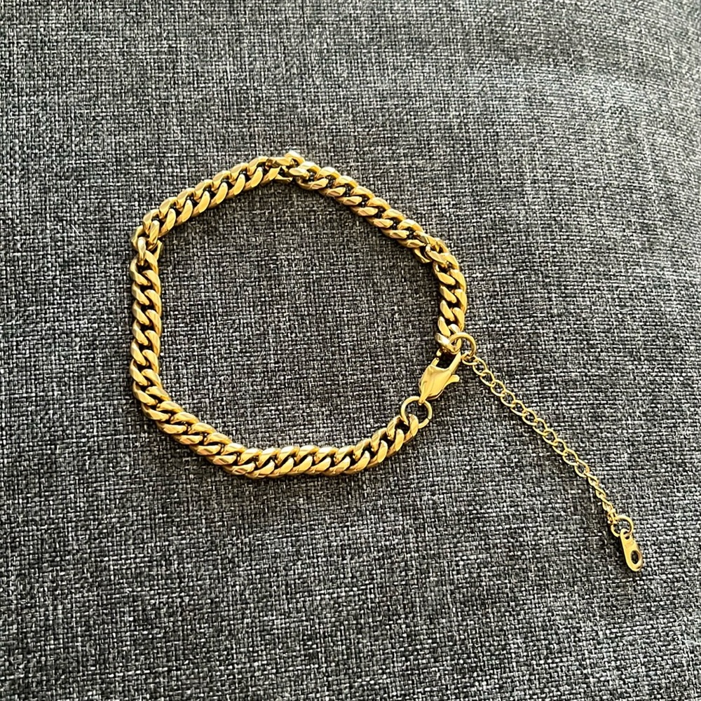 Ankle bracelet 9” including clasp